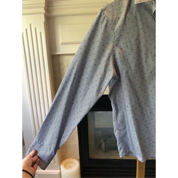 Lands End Women’s Blue Striped Collared Button Up Long Sleeve Blouse Size Petite - Picture 3 of 8